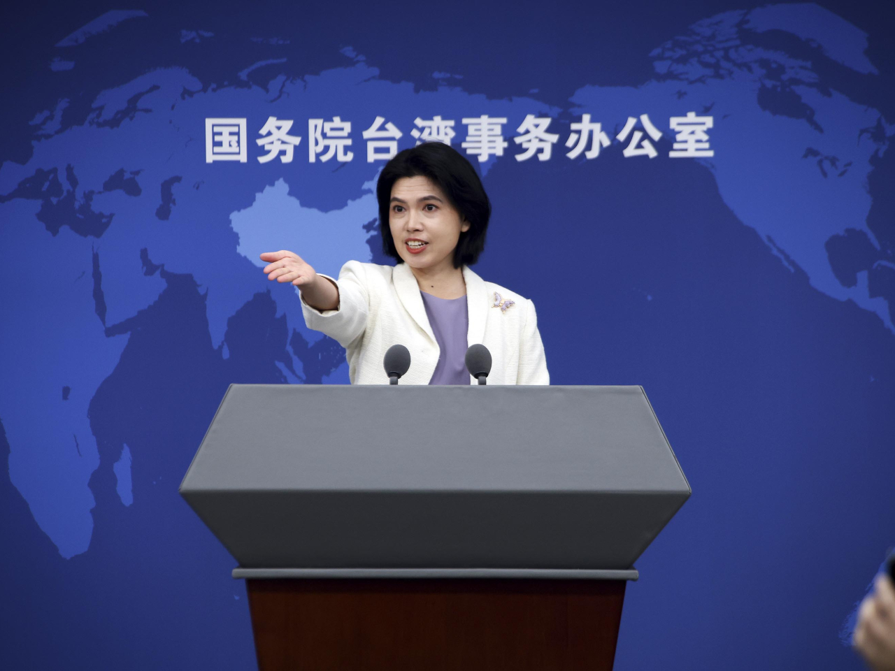 朱鳳蓮表示，民進黨當局頑固堅持台獨分裂立場，出於政治私利，一再對相關法例說三道四、故意混淆視聽。（新華社資料圖片）