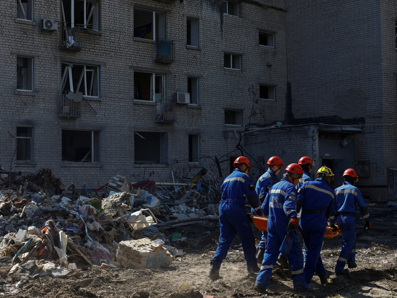 Kyiv Mayor Vitali Klitschko has announced a day of mourning in the city for Friday. Photo: Reuters
