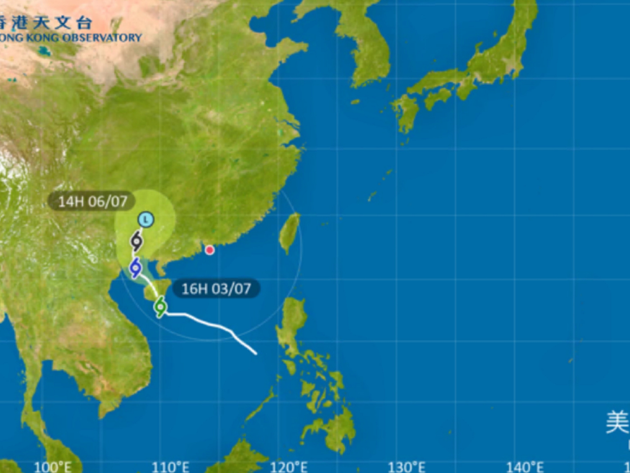 天文台說在美莎克及中國東南部的高壓脊的共同影響下，本港離岸間中吹強風，部分高地達烈風程度。（天文台網頁截圖）