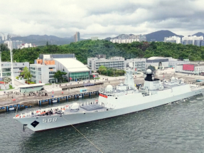南寧艦衡陽艦編隊離港