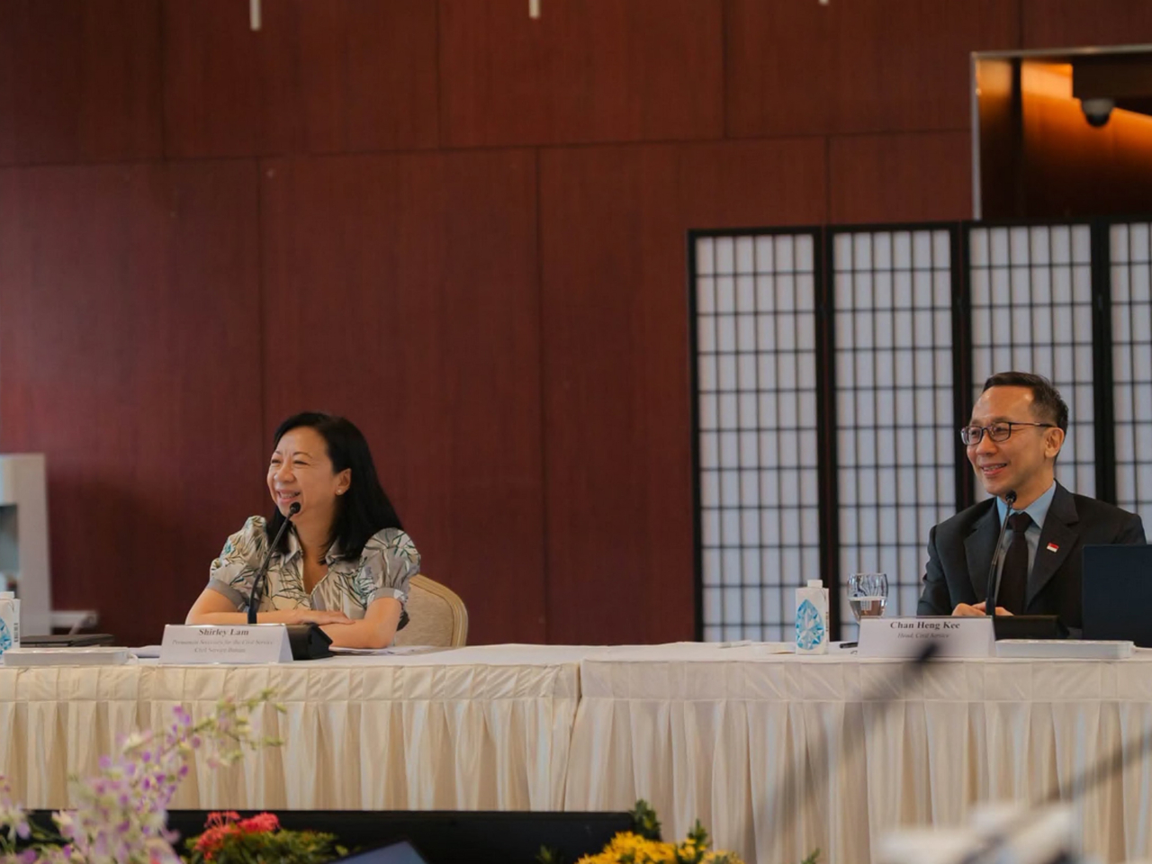圓桌會議為兩地公務員領導層提供重要平台，交流共同面對的挑戰與機遇。（公務員事務局社交專頁圖片）