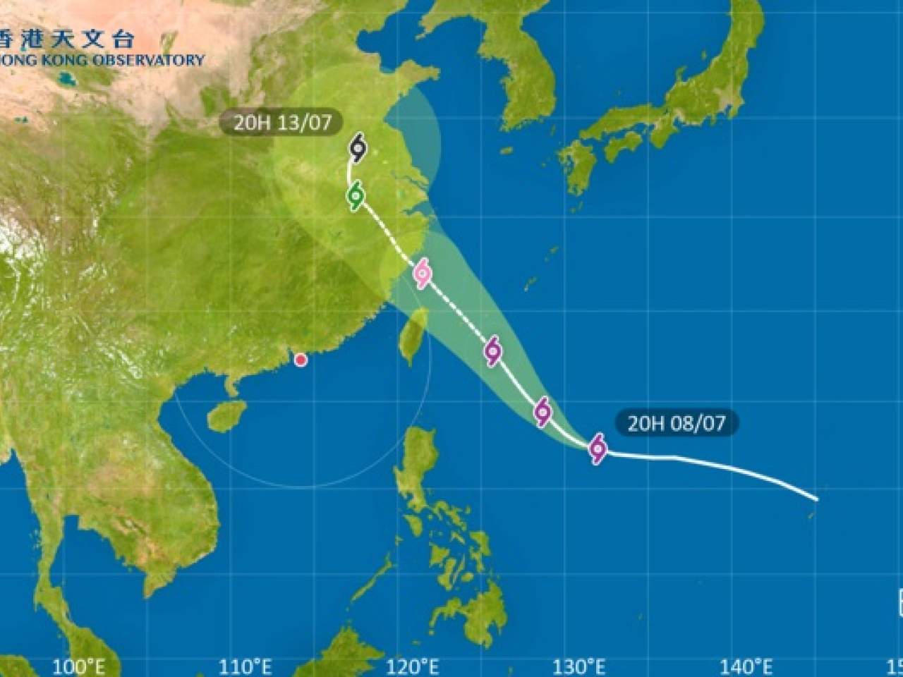 巴威正在逼近中國東部沿海。（香港天文台網站圖片）