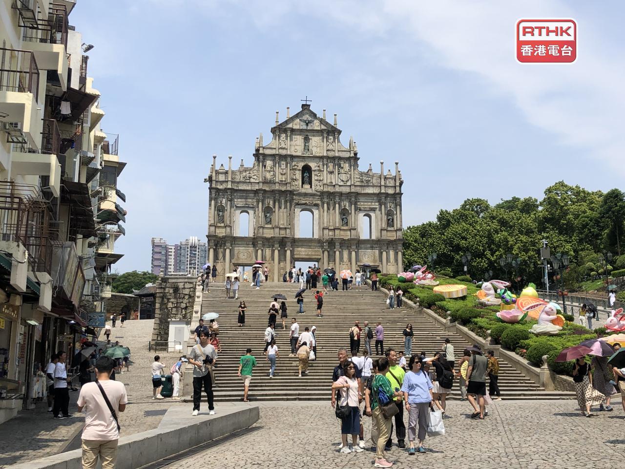 澳門初級法院的新聞稿稱，刑事起訴法庭在本月2日，審理了嫌犯區錦新就檢察院對控訴，提出的預審聲請。（港台圖片）