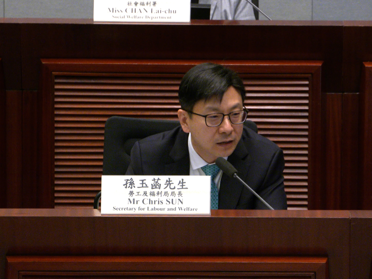 孫玉菡指社區客廳在不同區域各有特色，不應強制要求舉辦培訓課程。