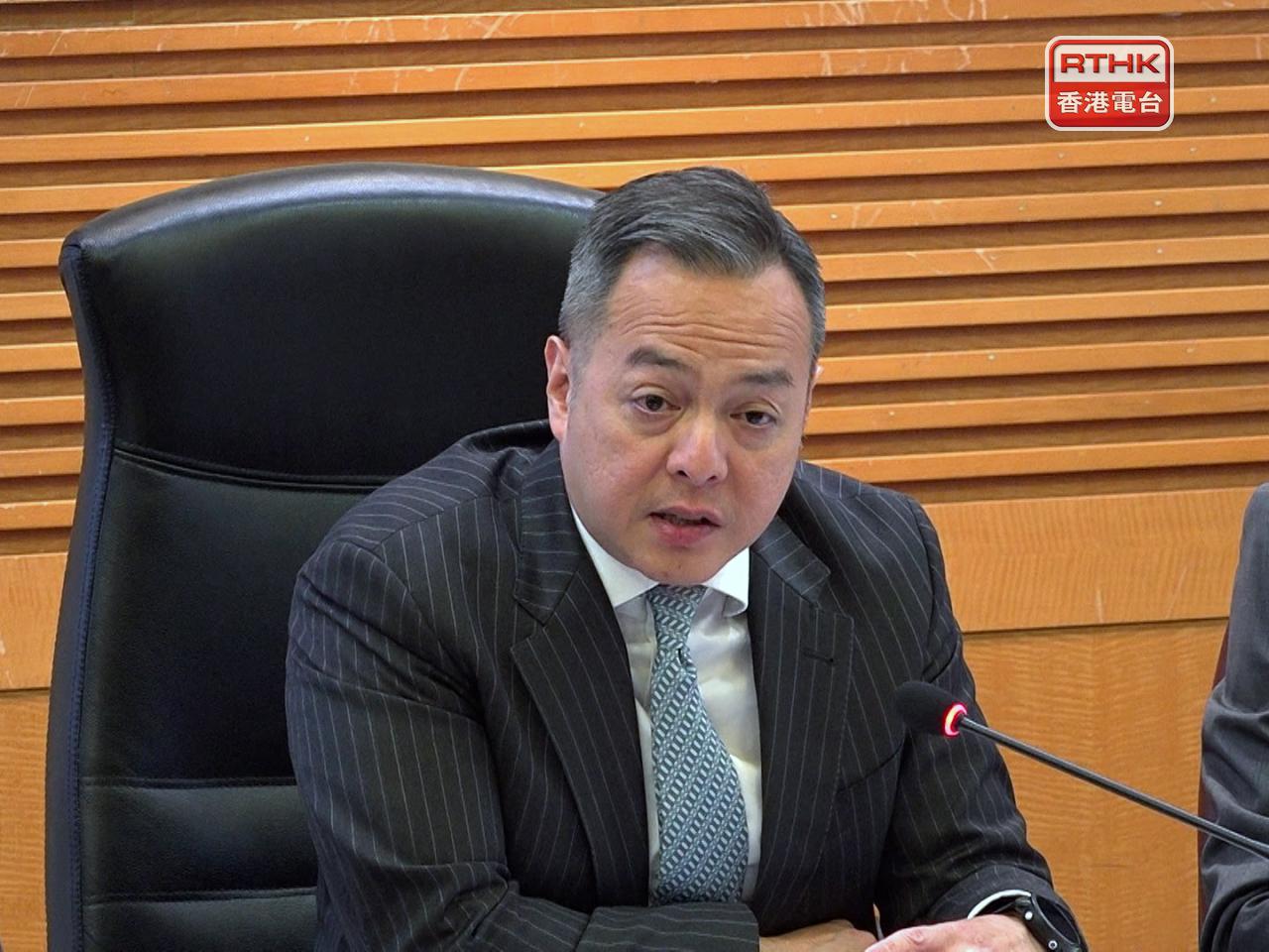 周一鳴說，警隊正推動以科技簡化工作程序，以騰出人手處理其他工作。（郭志強攝）