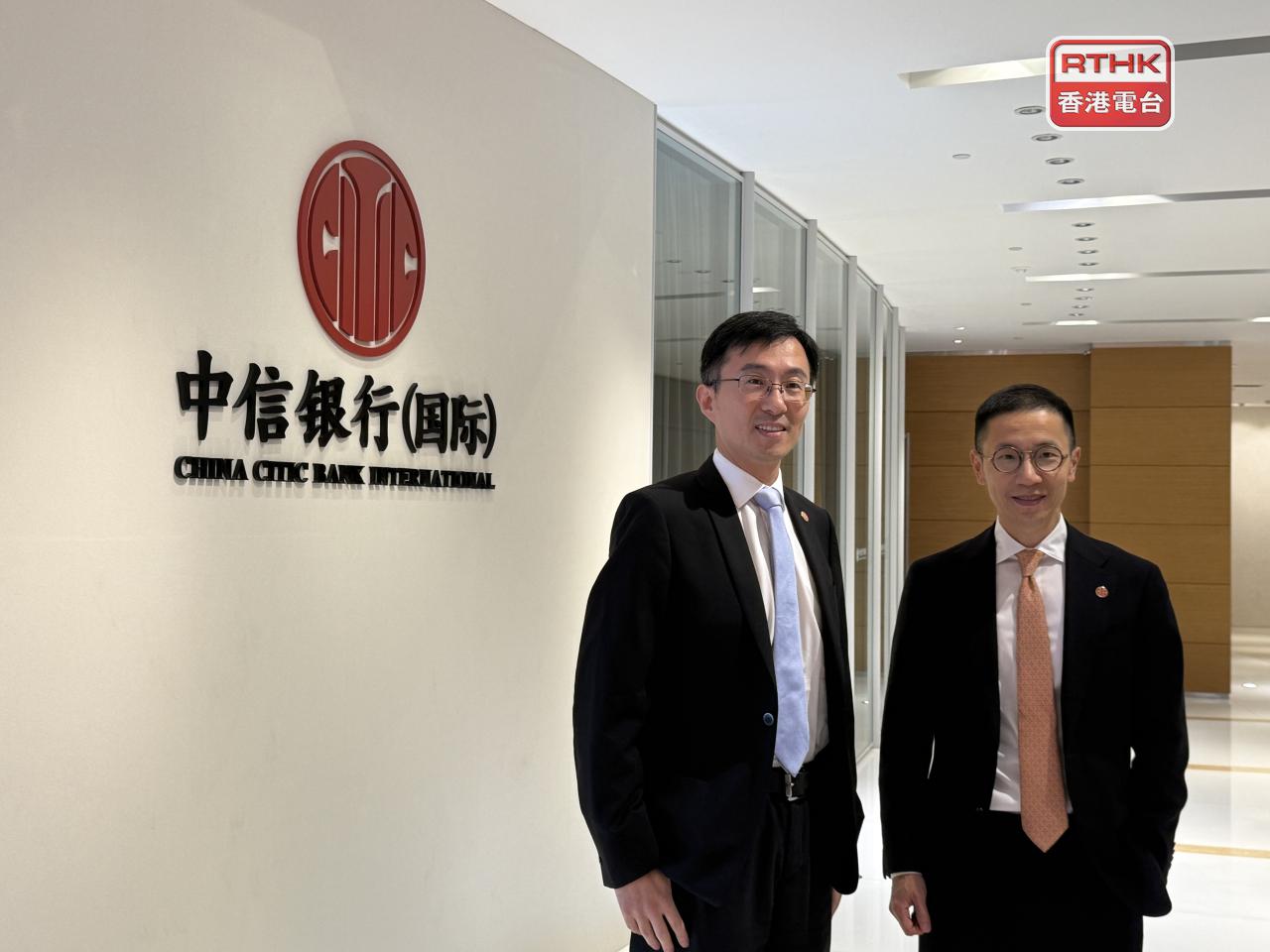 丁孟（左）表示，外需仍是內地經濟增長的重要推動力。（任浩鋒攝）