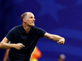 Tuchel defends tactics after England loss