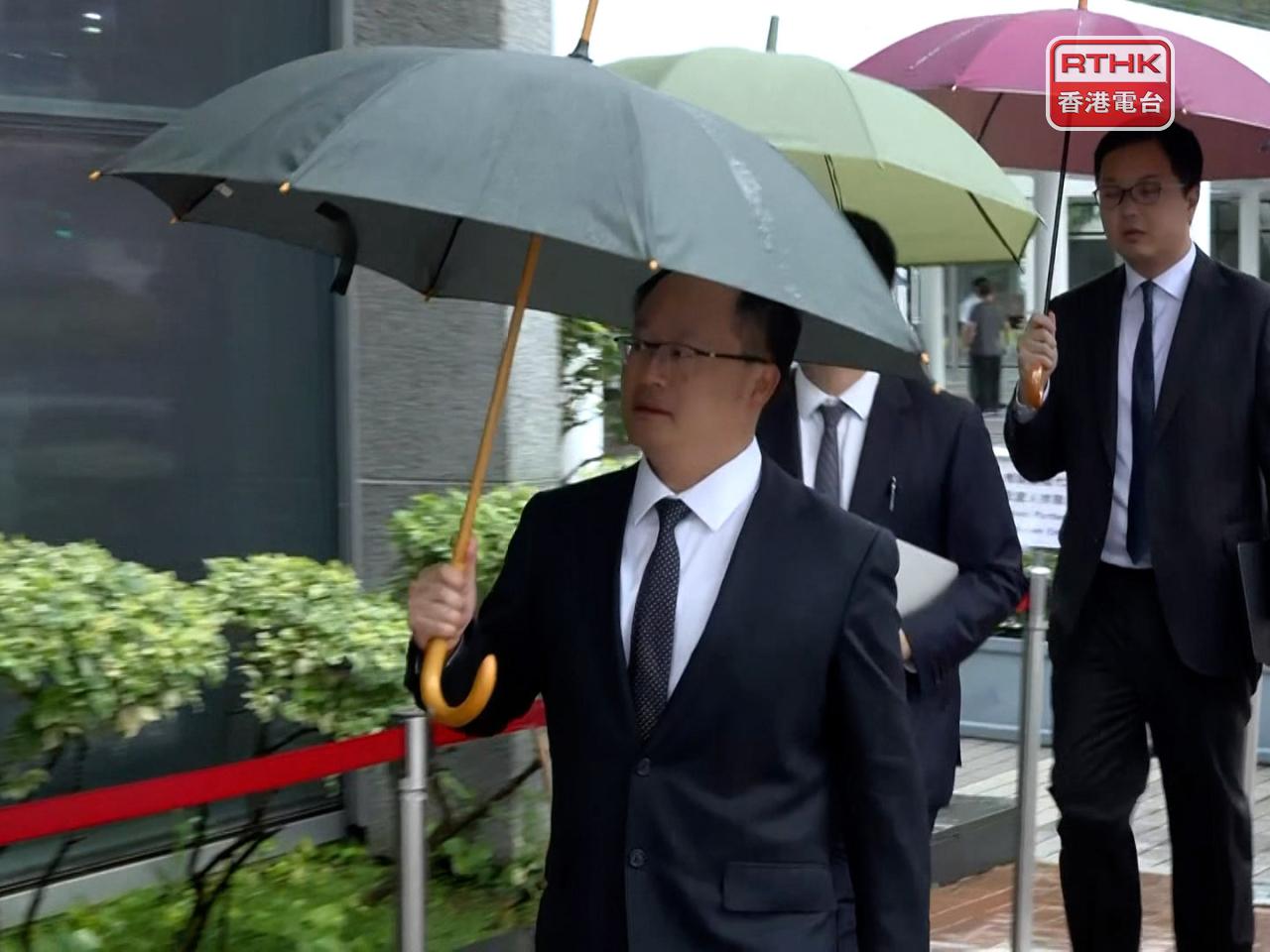 宏福苑火災獨立委員會政府代表大律師孫靖乾（圖左）。（梁禎祥攝）