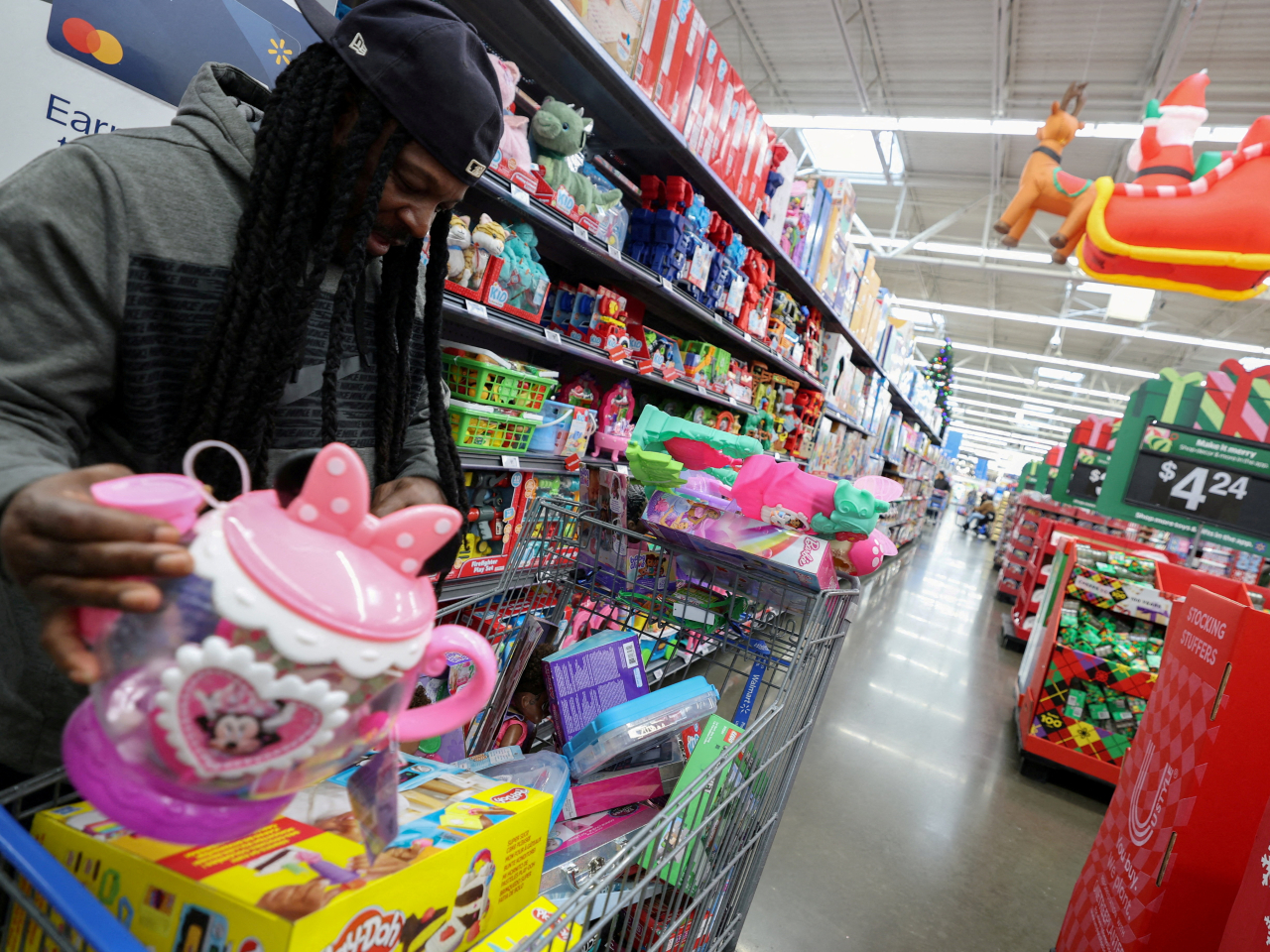 There was a notable deceleration in June's retail sales figures compared with those from the preceding month. File photo: Reuters