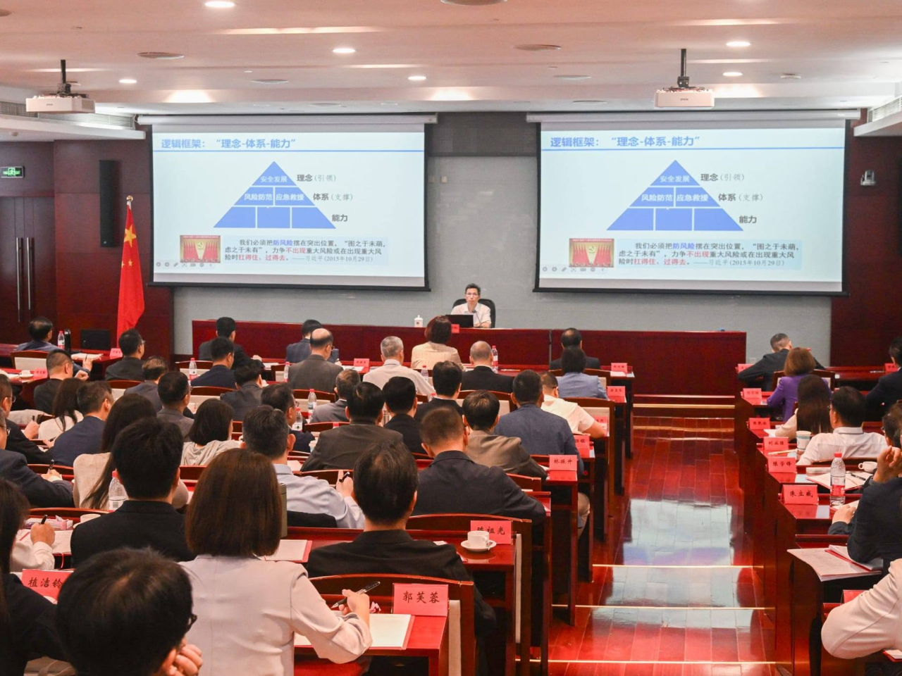 楊永杰在社交專頁說，中國共產黨歷史展覽館濃縮百年奮鬥歷程，令他感觸良多。（楊永杰社交媒體）