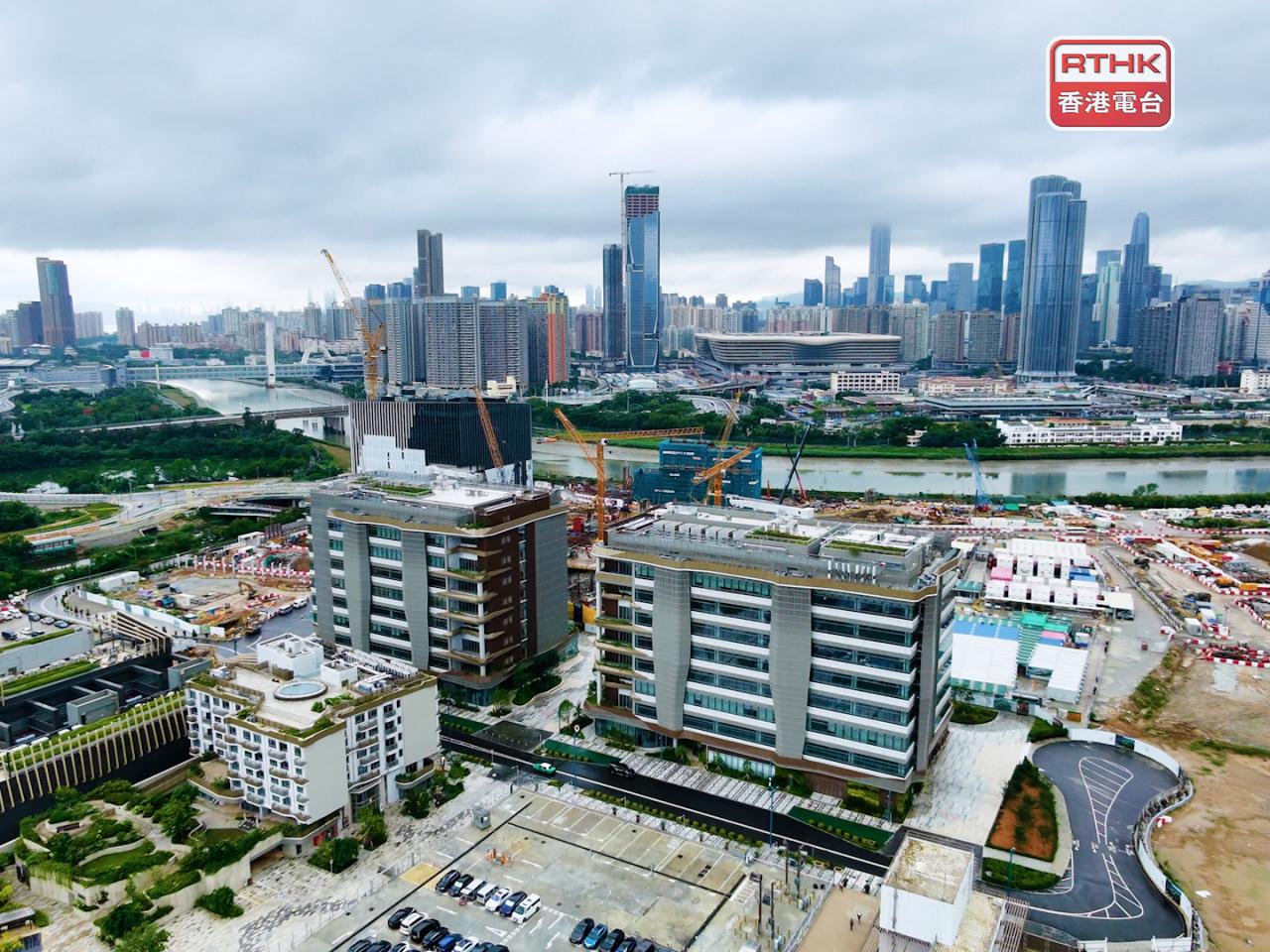港深創科園佔地87公頃，聚焦生命健康科技、人工智能和數據科學，以及新能源等領域。