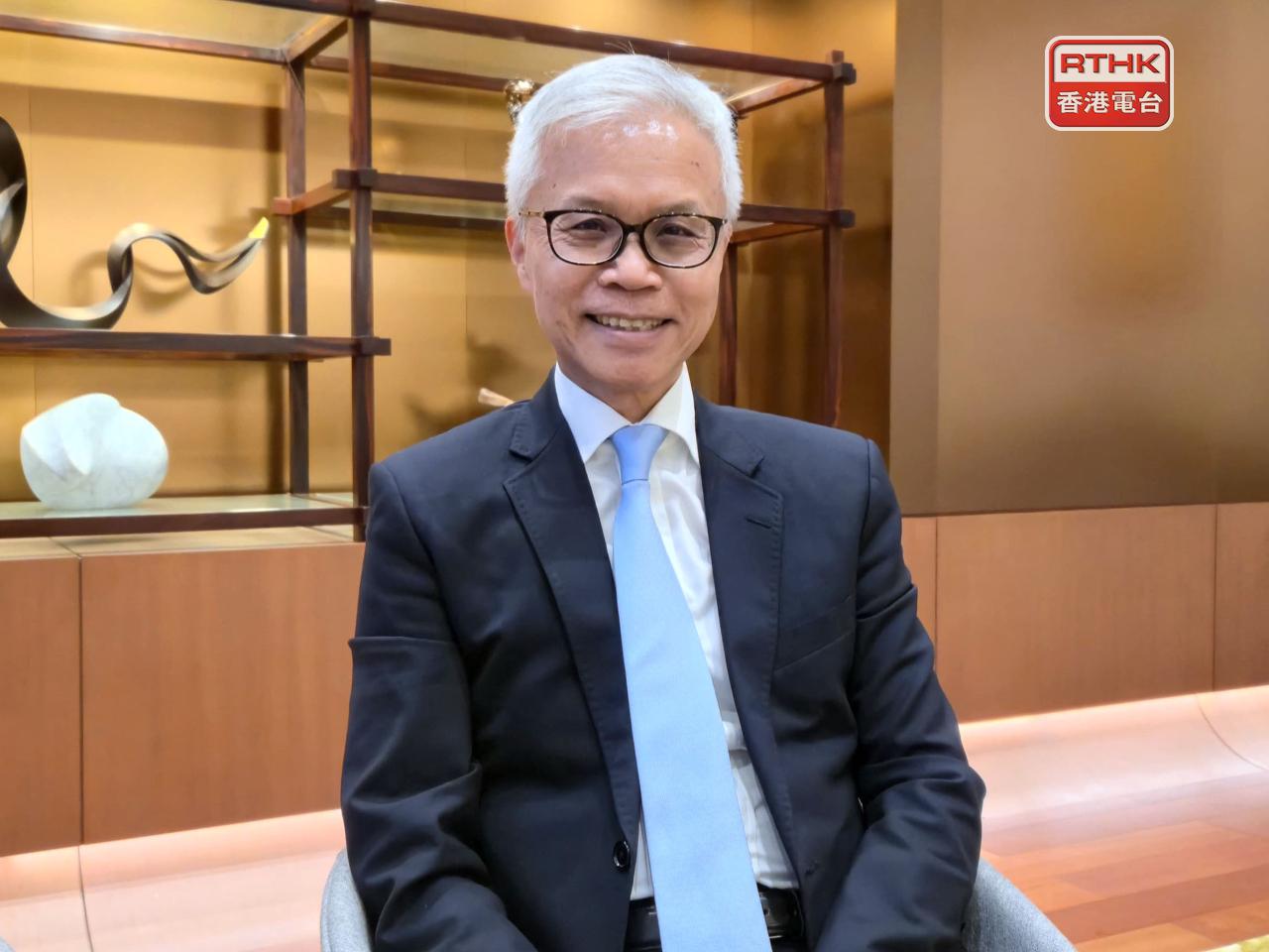 西九文化區管理局宣布，香港故宮文化博物館館長吳志華將於明年1月初合約屆滿後卸任。（港台圖片）