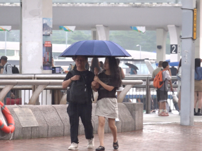 本港交通受紅霞影響　多個政府部門為颱風作準備