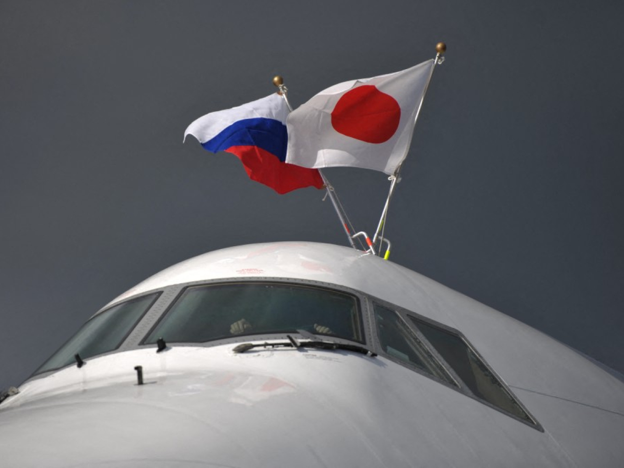 俄羅斯副外長魯堅科表示，若果日本放棄對俄不友好立場，並採取具體務實的措施，俄羅斯準備恢復與日本的全面經貿關係。（法新社資料圖片）