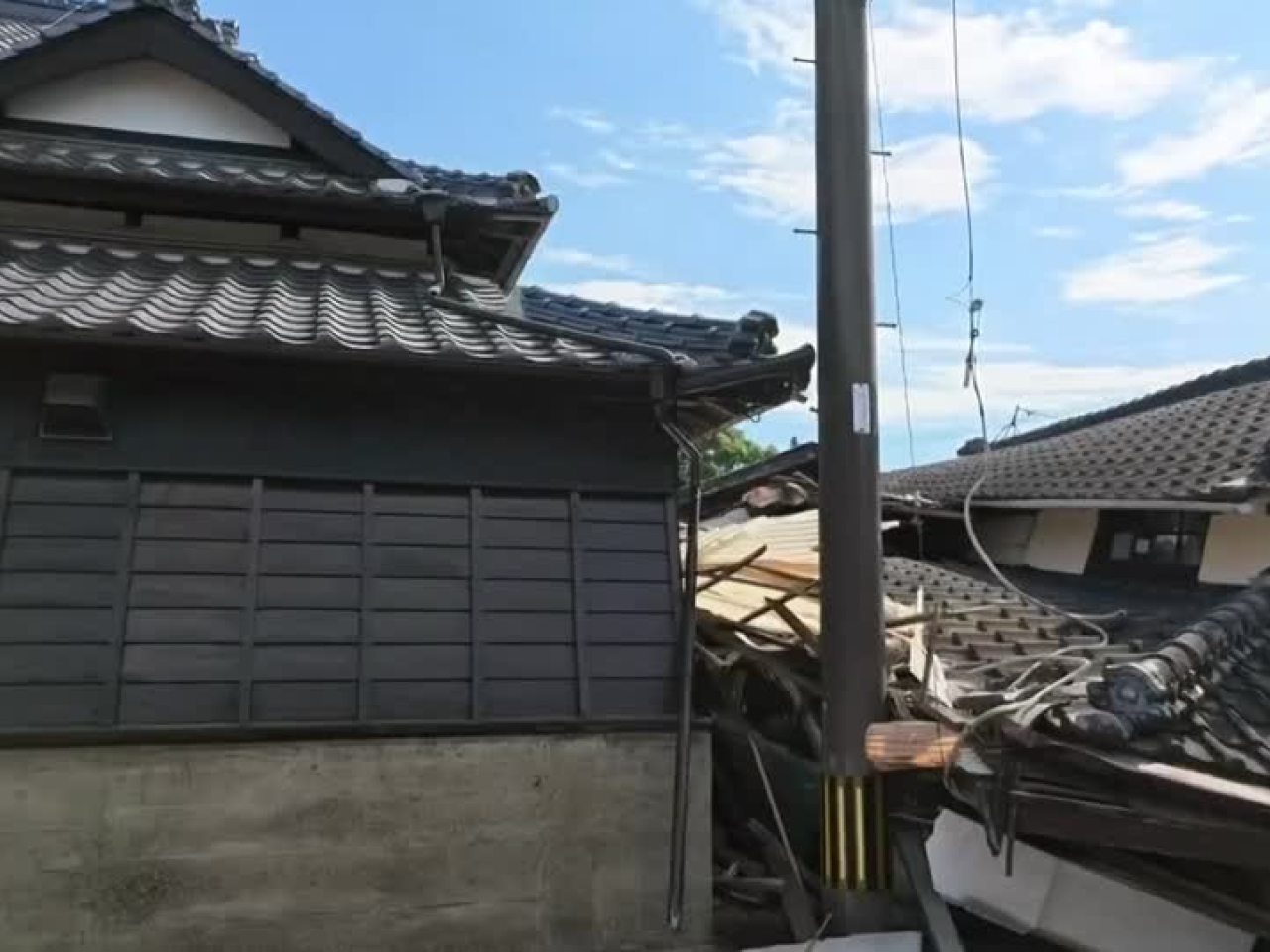 地震死亡人數增加。（路透社）
