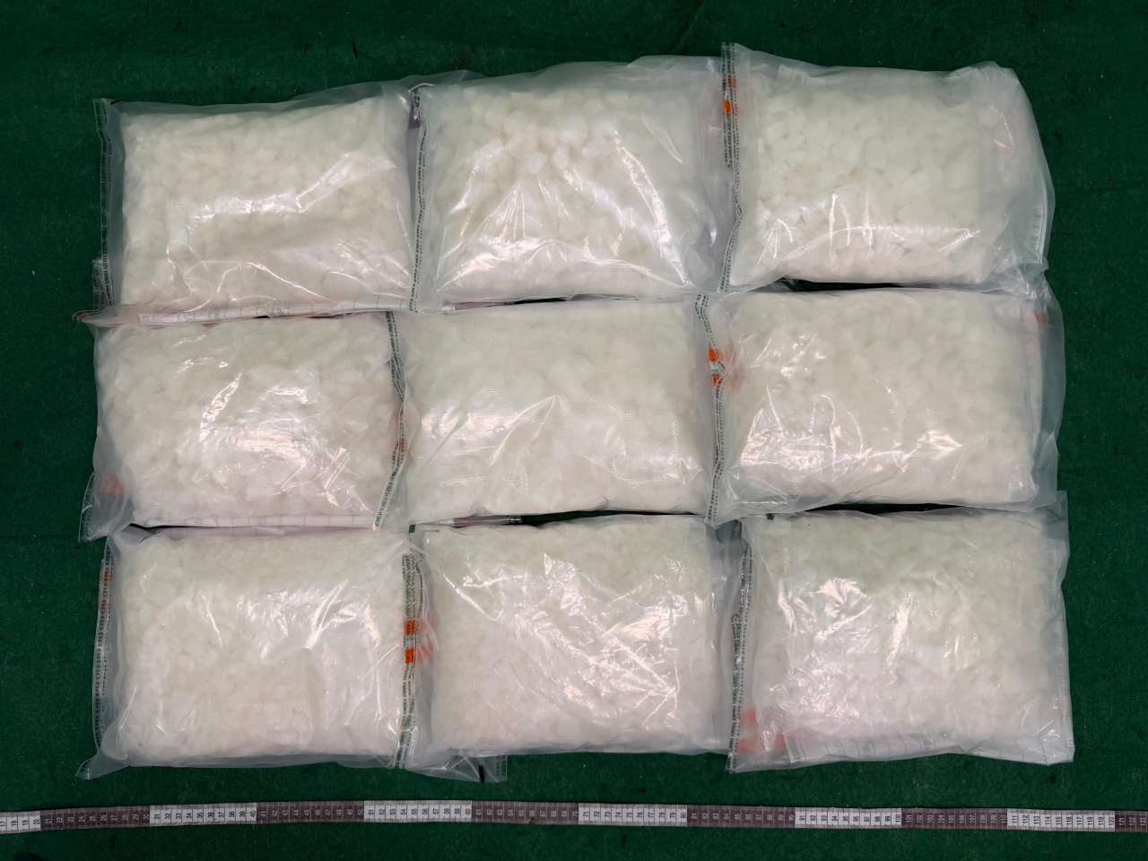 首宗案件檢獲的懷疑氯胺酮。（政府新聞處）