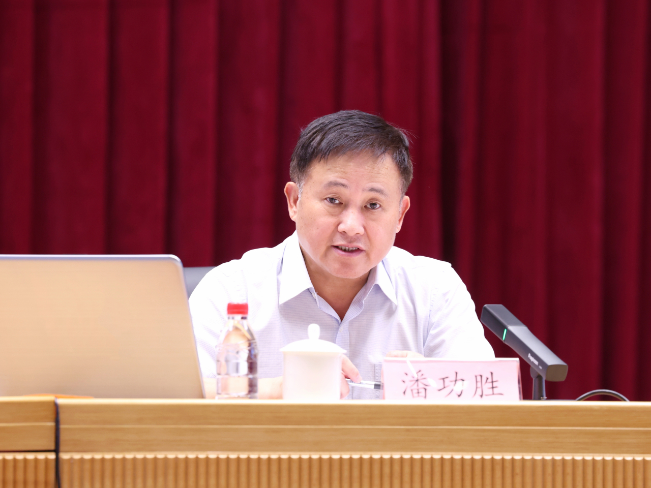 人民銀行行長潘功勝在下半年工作會議發表講話。（人行圖片）