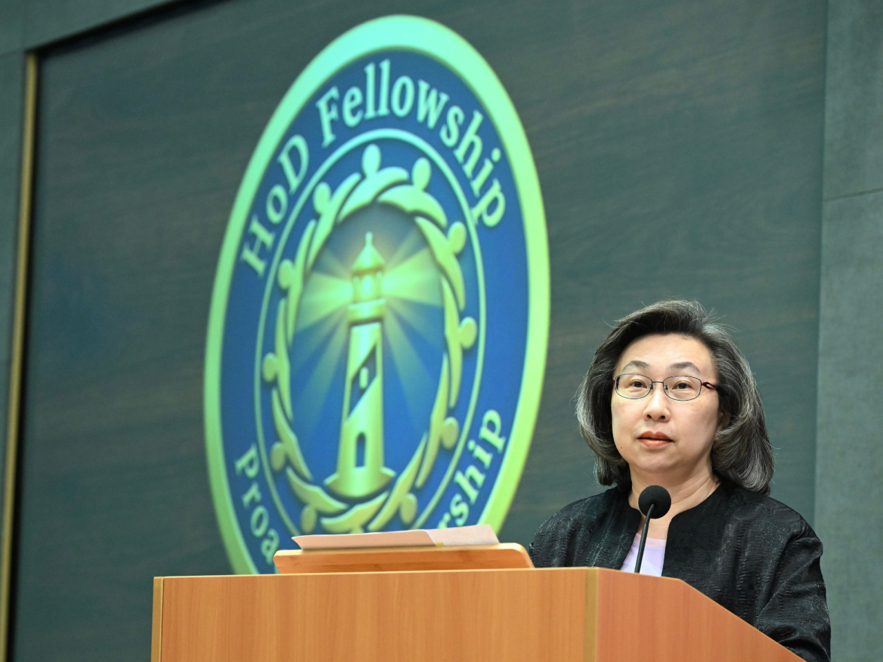 楊何蓓茵說，今年10月推行「公務員評核制度優化計劃」，以更準確反映和區分公務員的工作表現。(政府新聞處)