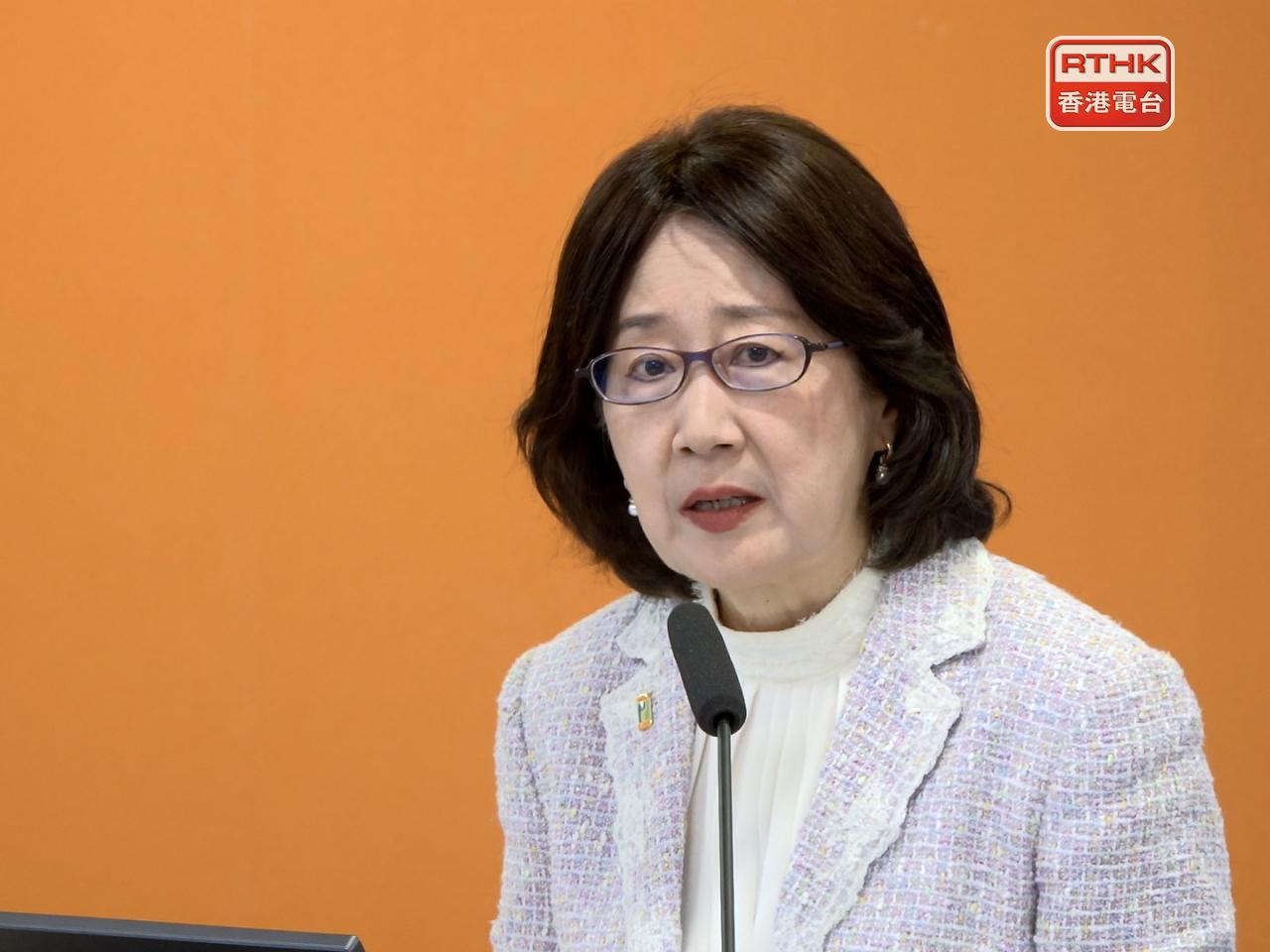 鍾麗玲表示，如果事主收到不明來歷的電話、電郵和短訊，或發現可疑信用卡交易，應提高警覺。（港台圖片）