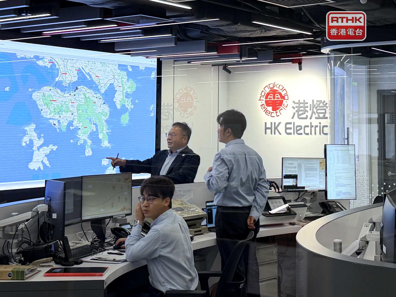 港燈表示，不會因增加科技及人工智能的應用，而精簡人手。（黃貝紋攝）