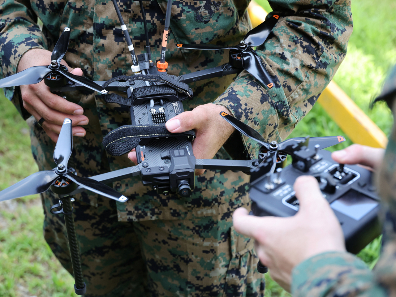 美軍在韓國實施自殺式無人機實彈射擊演習。（路透社）