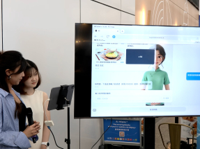 機場餐廳引入兩文三語智能系統協助點餐
