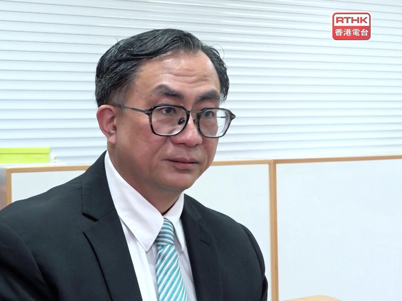 關日華指出，學生在暑假有不少群體活動，容易傳播流感，呼籲市民不要掉以輕心，做好個人保護。（港台圖片）