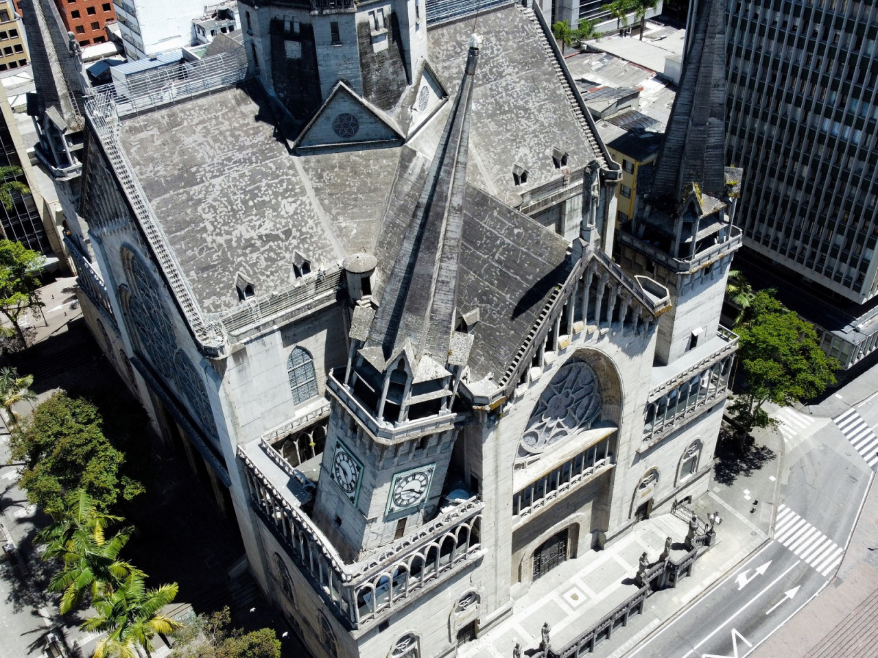 A drone view shows damage to the Metropolitan Cathedral Basilica in Manizales. Photo: Reuters