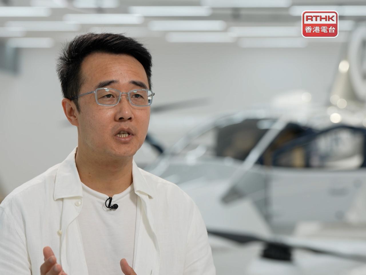億航副總裁賀天星說，公司願景是希望「讓人類好像鳥兒一樣飛翔」， 乘坐「空中的士」在城市上空穿梭。
