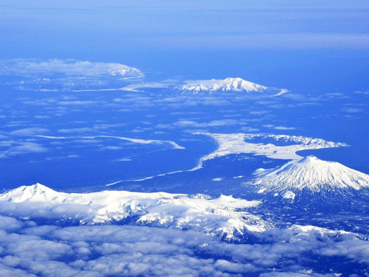 普京首次視察俄日有主權爭議的南千島群島。（法新社資料圖片）