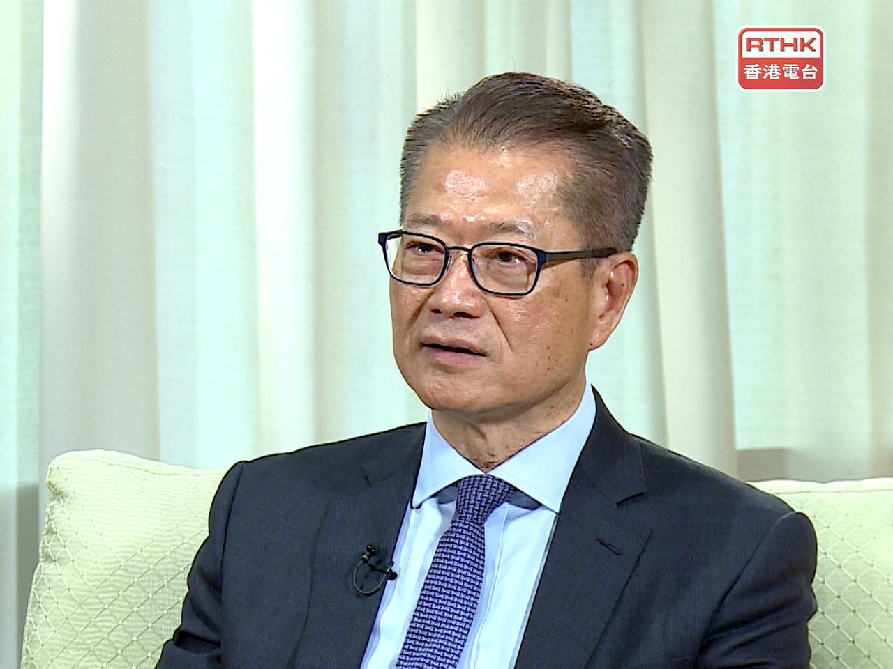 陳茂波對國務院原總理朱鎔基因病離世，致以最深切哀悼。（港台圖片）