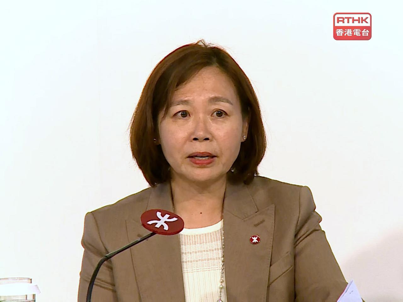 楊美珍說，新皇崗口岸開通後可為旅客帶來更多選擇，對鐵路服務構成一定競爭，港鐵會留意乘客變化，持續提升服務品質。（張連登攝）