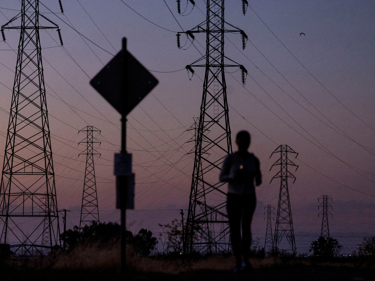The slowdown came on the back of a fall in energy prices, which dipped 3.1 percent from the previous month. Reuters: Reuters