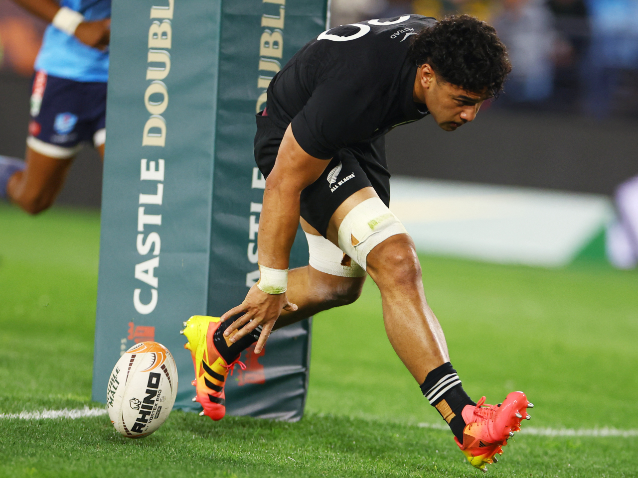 New Zealand's Wallace Sititi scores New Zealand's eighth try against the Bulls at Loftus Versfeld Stadium in Pretoria. Photo: Reuters