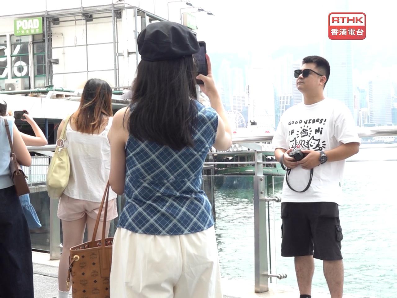 旅發局指，7月初步錄得450萬旅客人次訪港按年升3%。不過，中國內地市場增長步伐放緩，主要受7月多天惡劣天氣影響。（港台圖片）
