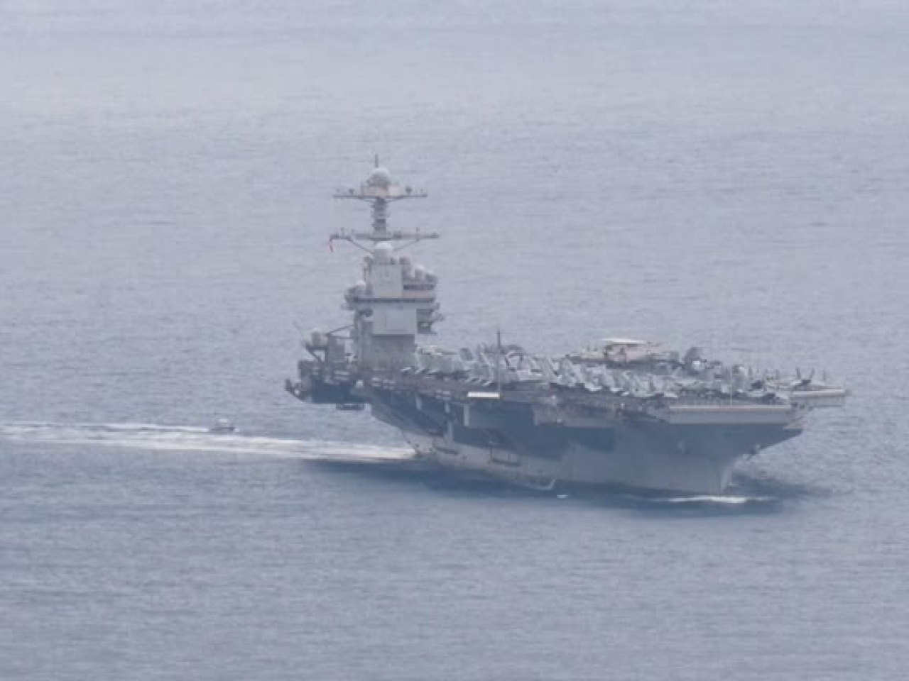 美國傳媒報道，應美國總統特朗普要求，美國海軍需要再次考慮對新建造的「福特」級航母，作出重大設計調整。（路透社資料圖片）