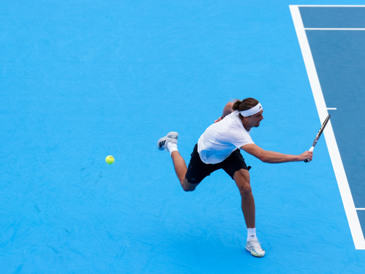 Top-seeded Zverev was unable to hold off 24th-ranked Paul, who staged a stunning three-set victory. Photo: Reuters