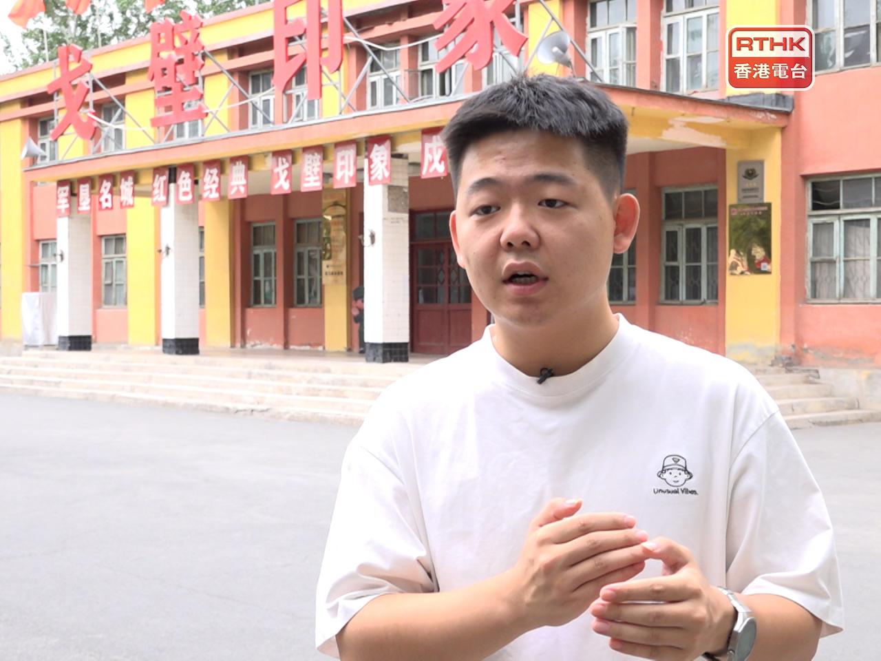 李和駿說香港旅客特別喜歡欣賞新疆的自然風光。（陳韋丞攝）