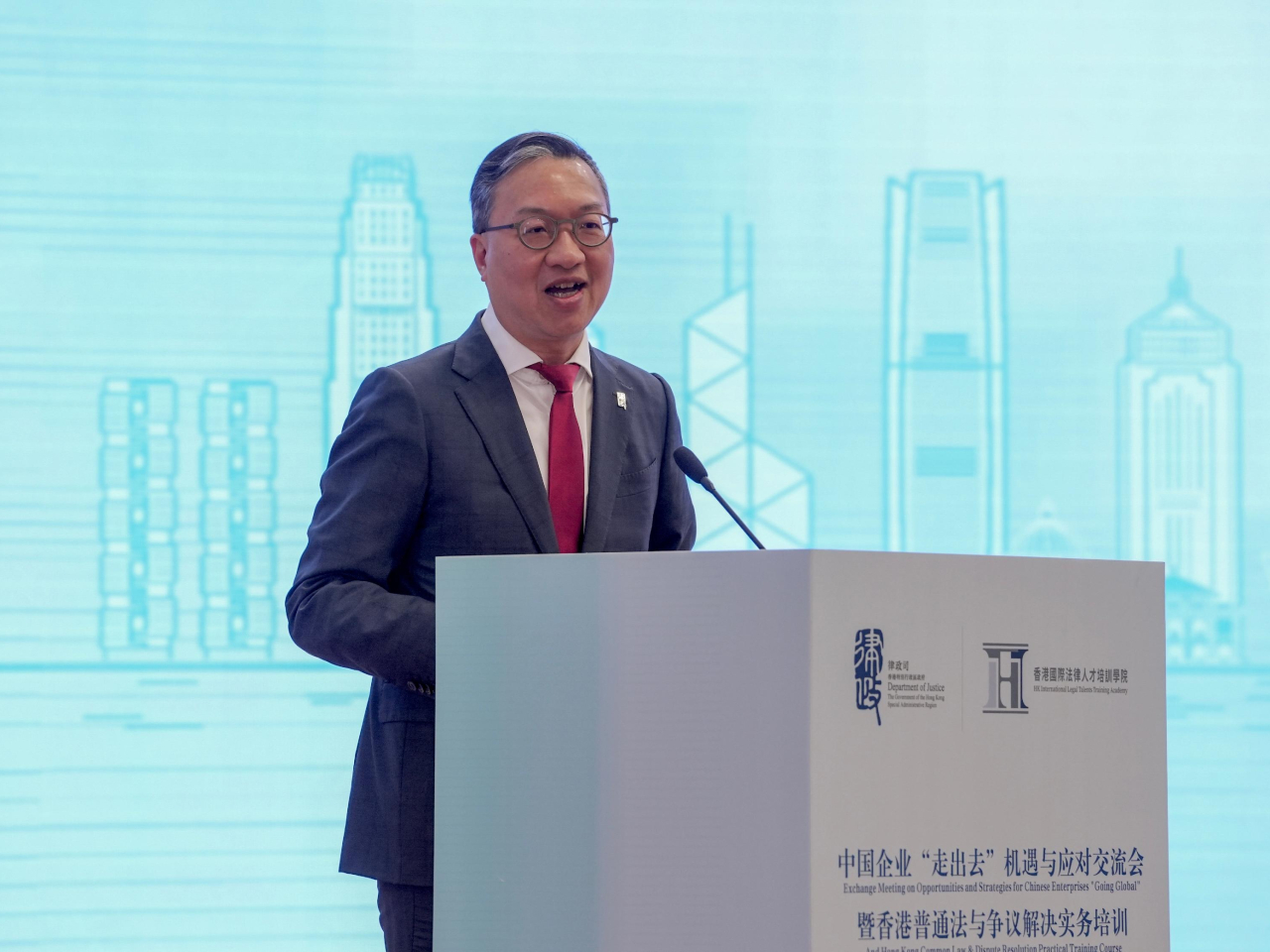 林定國說，今次實務培訓聚焦中國企業走出去機遇與風險屬恰逢其時。（政府新聞處）