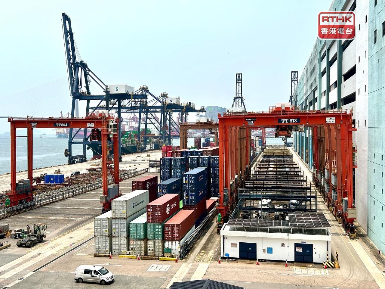 本港上月整體出口貨值按年上升50.7%，連升29個月。（港台圖片）