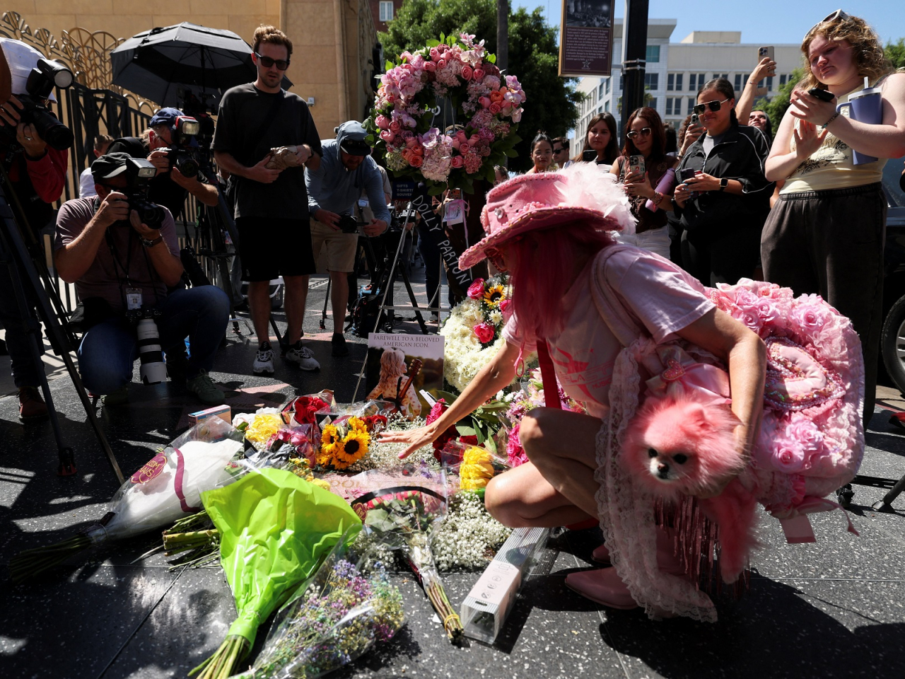 Fans paid tribute to Parton on the Hollywood Walk of Fame. Photo: Reuters