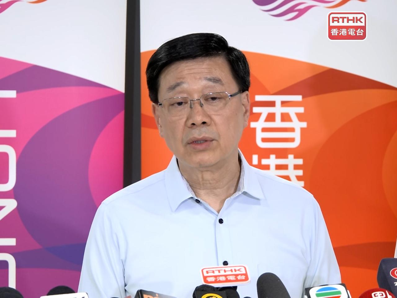 李家超為香港郵政面對問題獨特，運作模式有很多問題，必須改革。（廖漢榮攝）