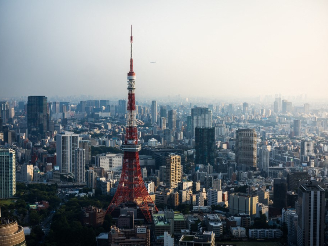 東京地區8月核心CPI按年升1.8%，高過市場預期及7月的1.7%。（法新社資料圖片）