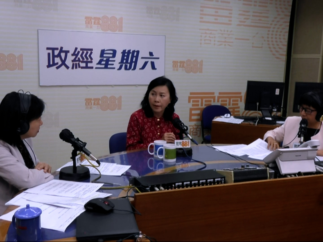 陳美寶表示，留意到昨日公布申請要求後，已有2至3間公司表達有興趣，希望他們能夠盡早提出申請。（商台節目截圖）