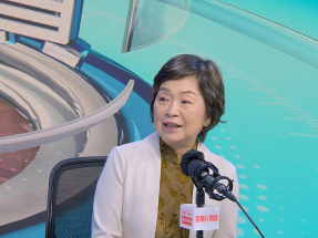 蔡若蓮：非常關注教科書價格問題