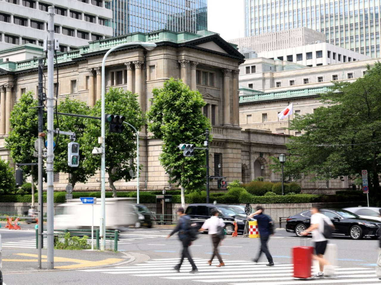 兩年期日本國債收益率創31年新高，市場定價央行9月加息。（法新社資料圖片）