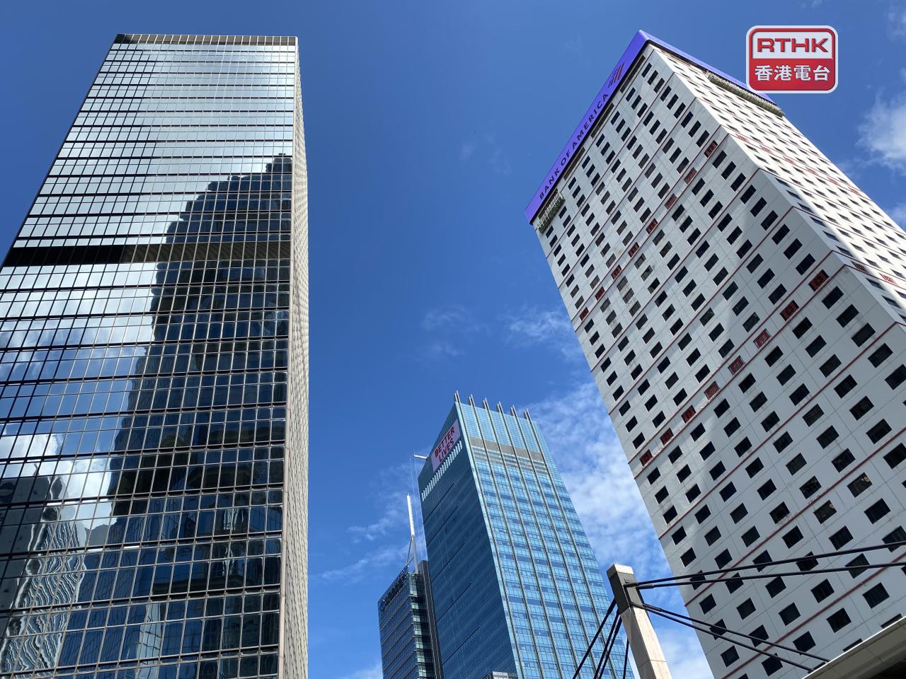 標普全球8月香港採購經理指數由7月的51回落至49.5。（港台圖片）