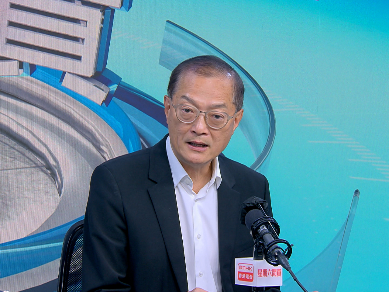 Lo Chung-mau says there have been no reports of people having received the so-called WT1 injections. Photo: RTHK