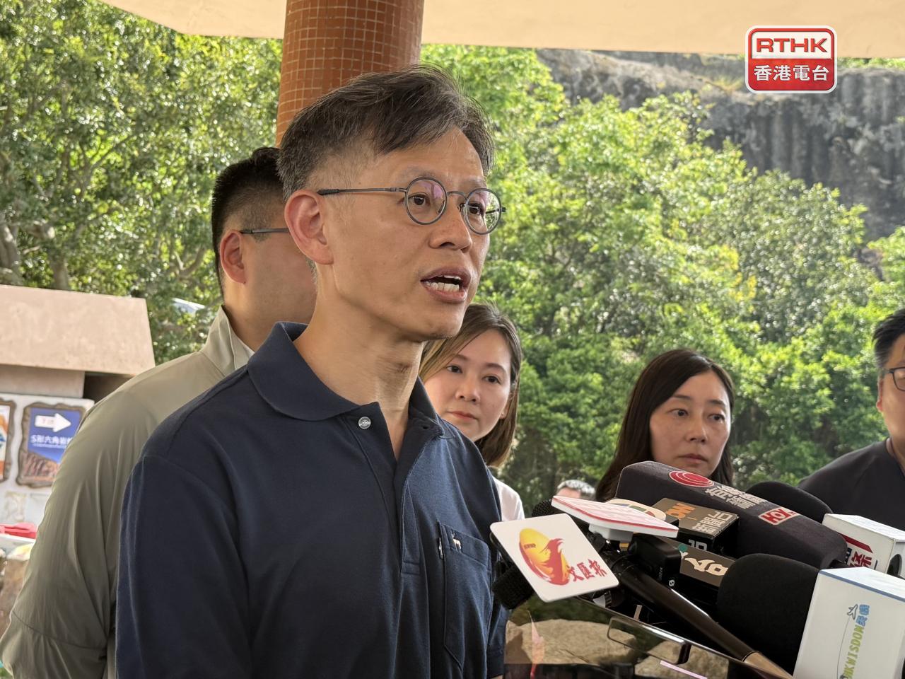 黎堅明表示，署方人員與狗主商量後，安排派員上門檢視。（陳曉筠攝）