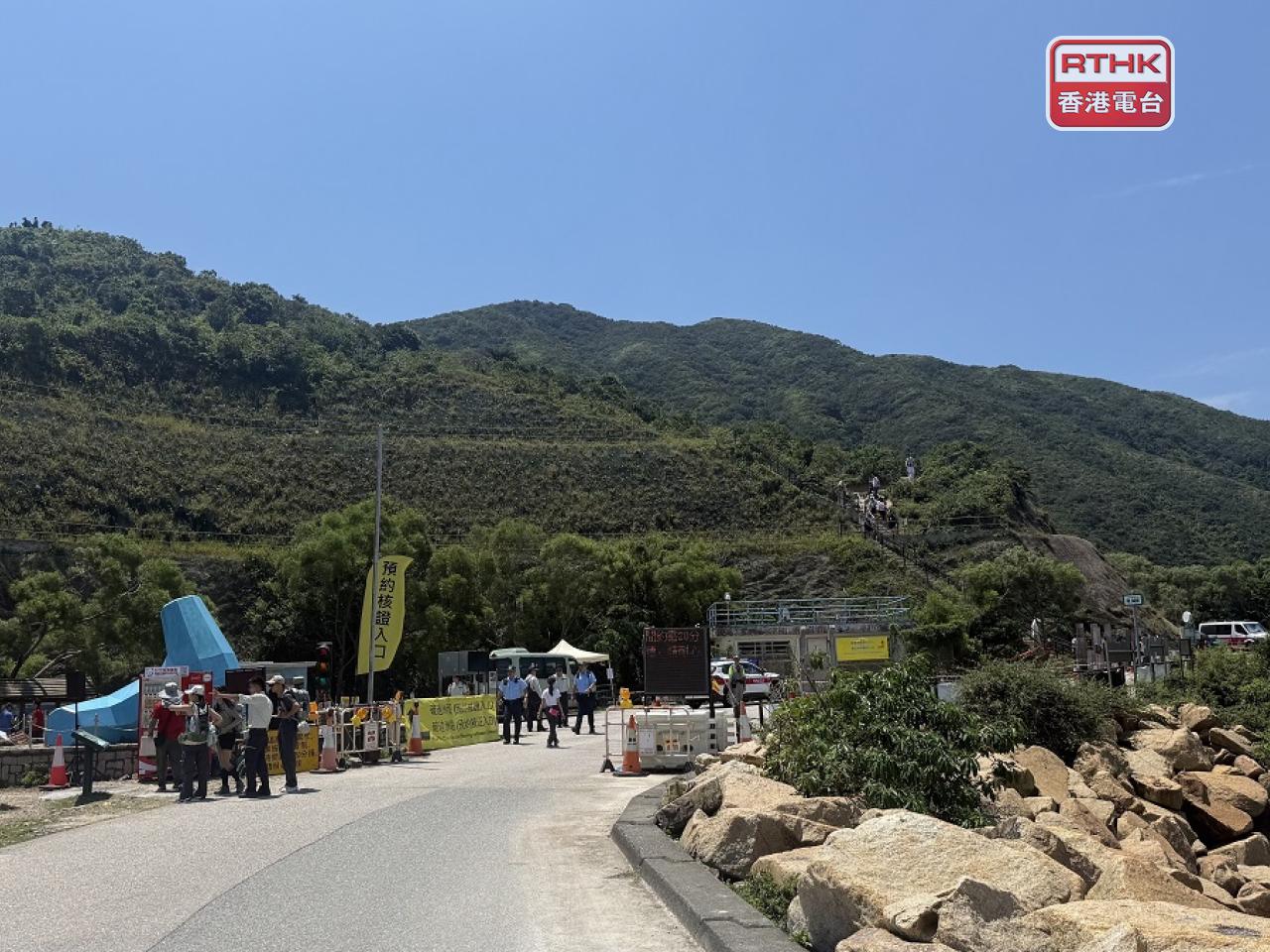 漁護署今日起在萬宜水庫東壩萬宜地質步道破邊洲段，試行預約制度。（陳曉筠攝）